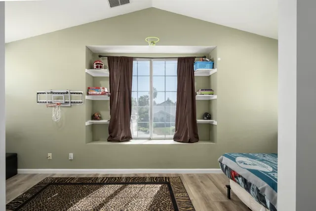 $540,000 | 6583 North State Avenue, Fresno, CA 93722