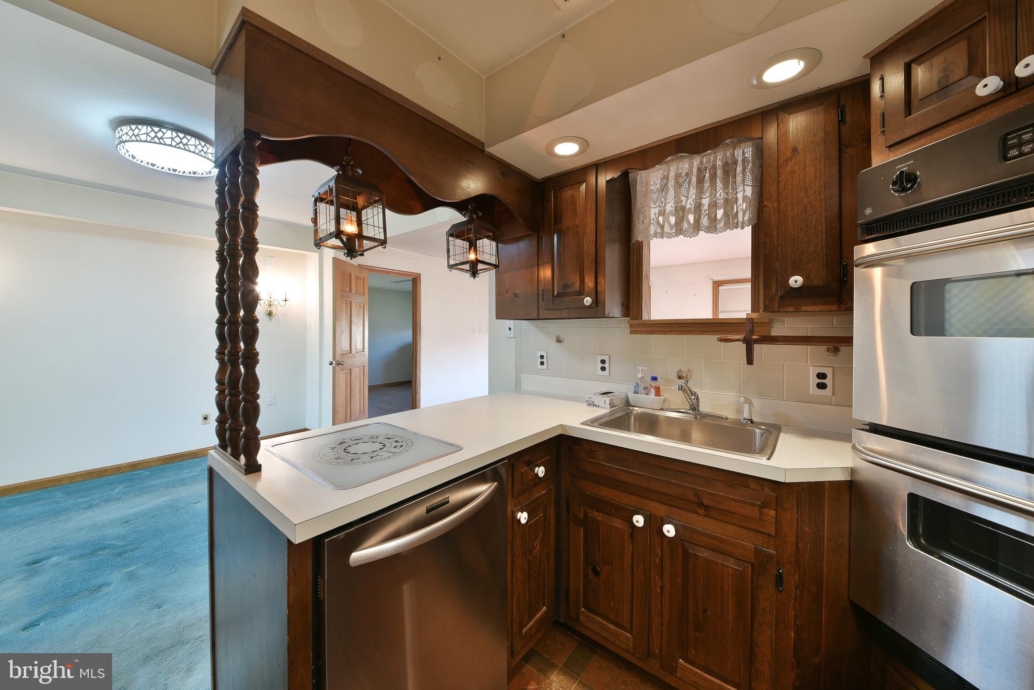 14 Cleft Rock Road Levittown, PA 19057 - Photo 11 of 43 Gallery Image 11