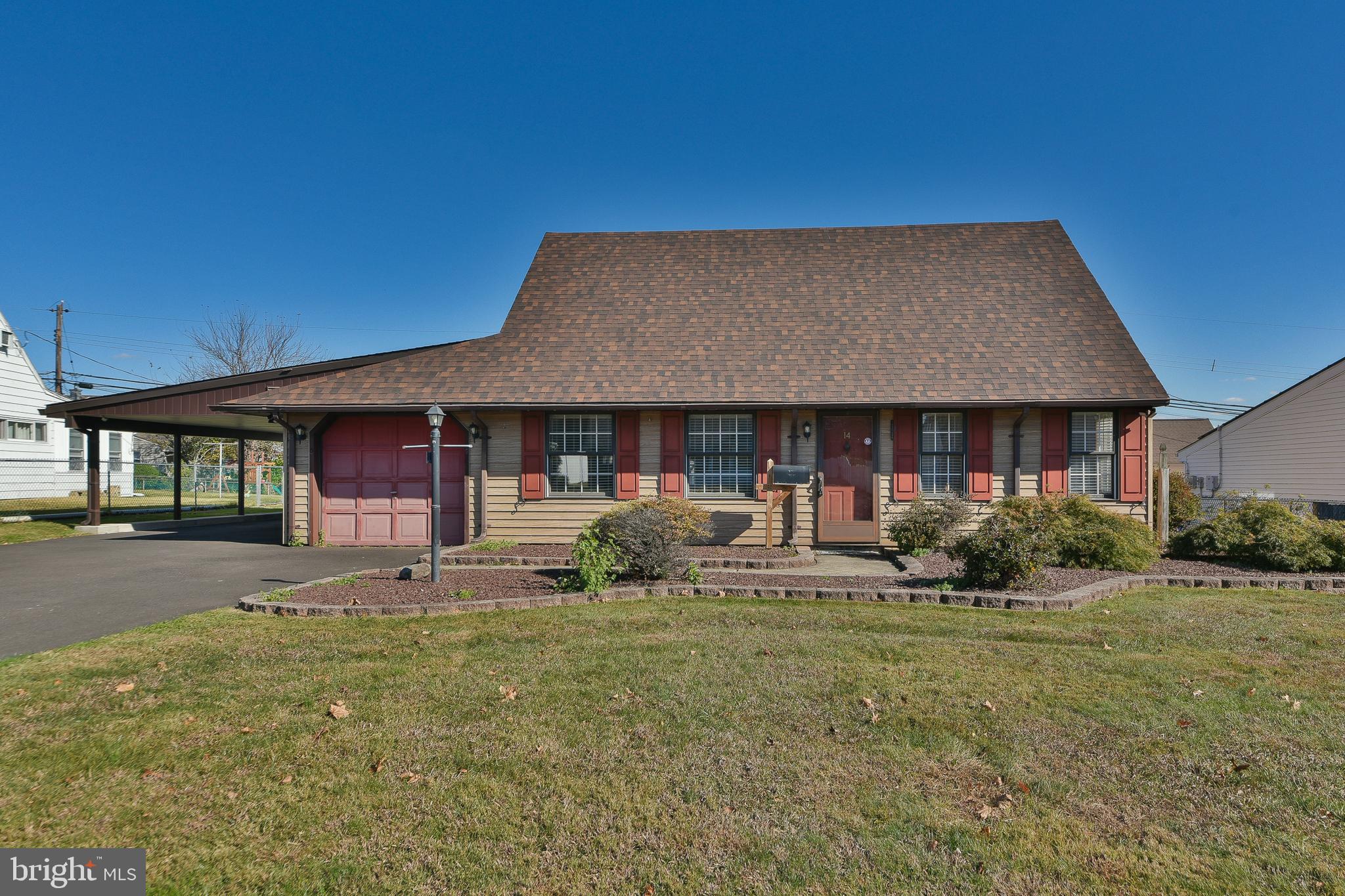 14 Cleft Rock Road Levittown, PA 19057 - Photo 2 of 43 Gallery Image 2