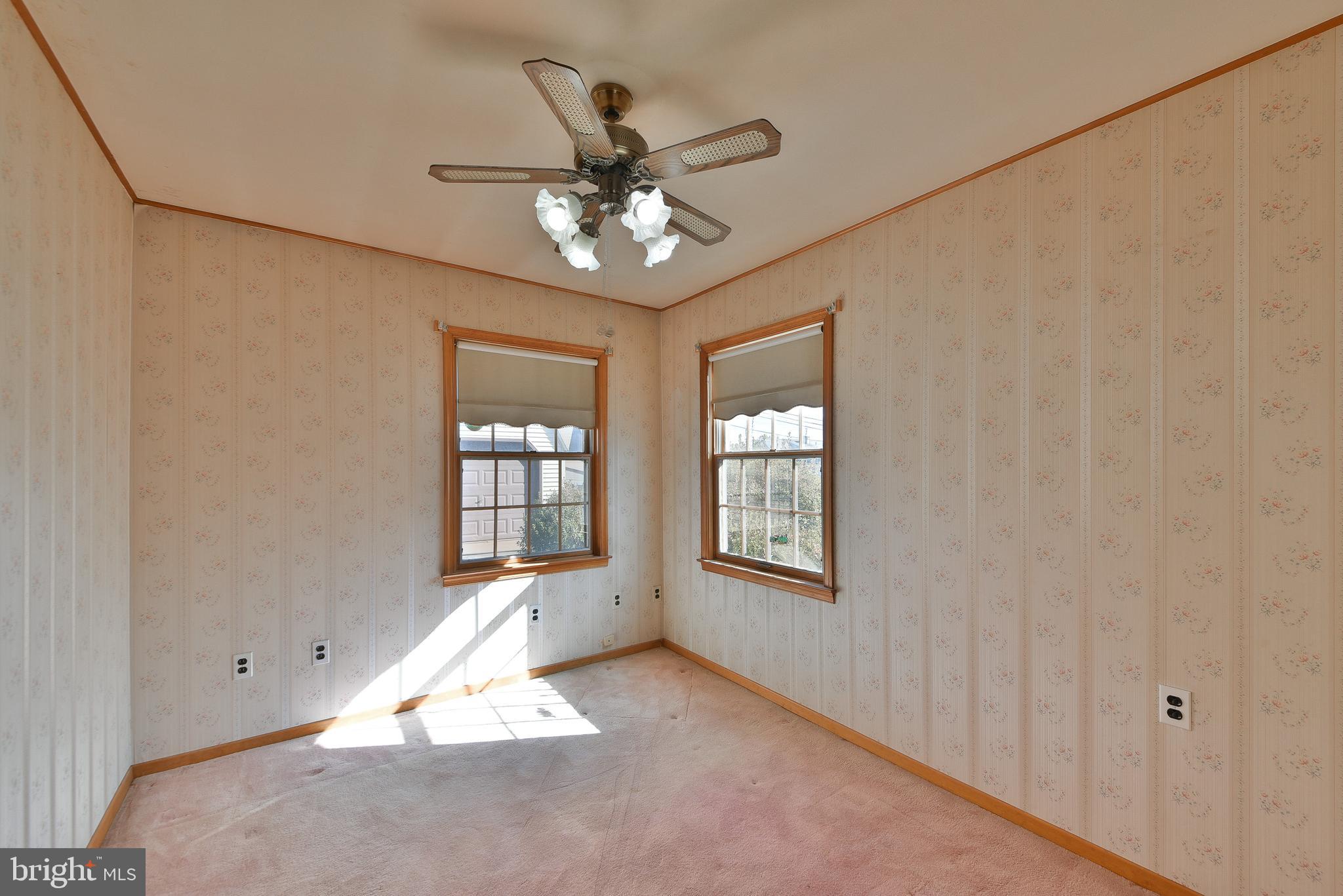 14 Cleft Rock Road Levittown, PA 19057 - Photo 21 of 43 Gallery Image 21