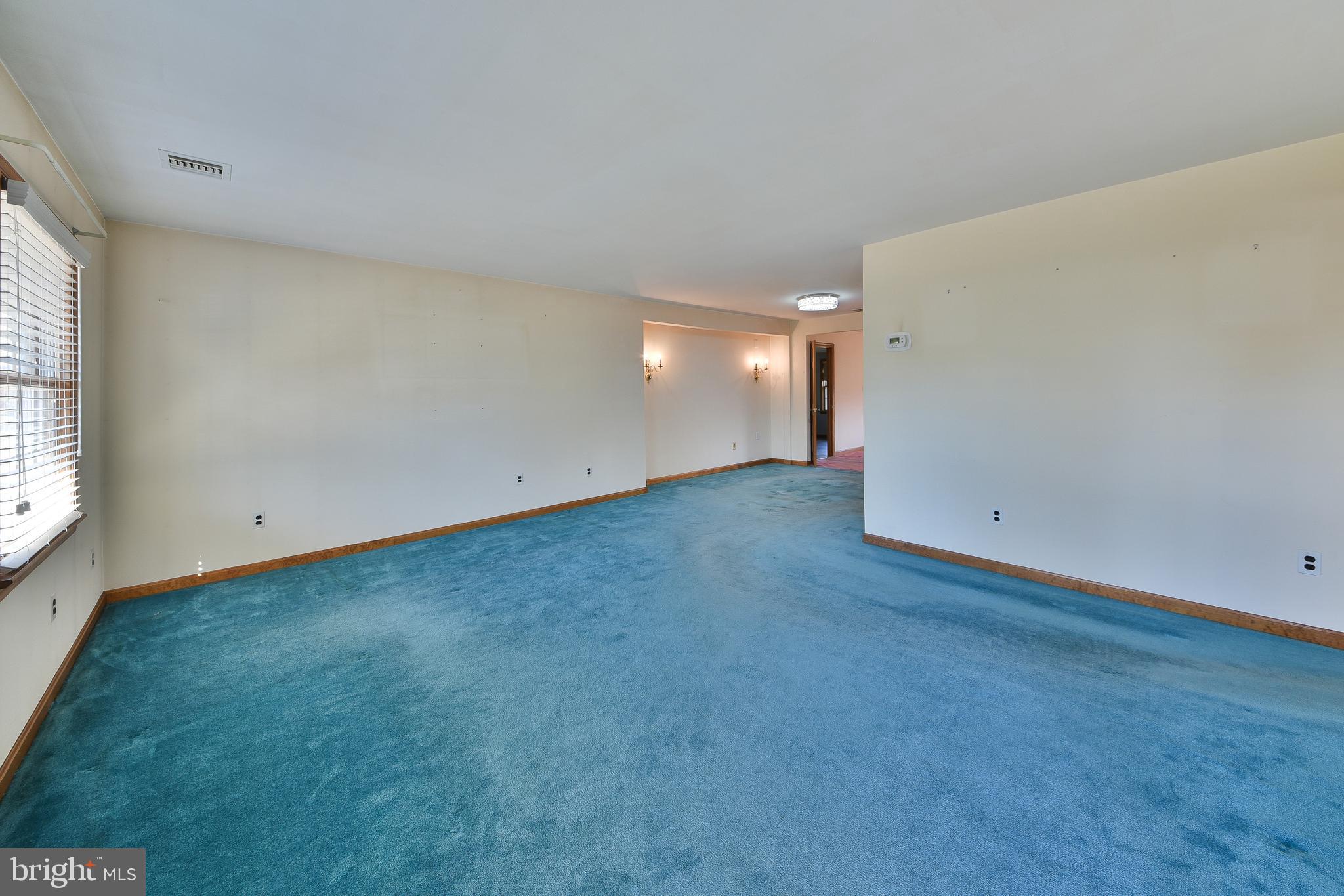 14 Cleft Rock Road Levittown, PA 19057 - Photo 5 of 43 Gallery Image 5