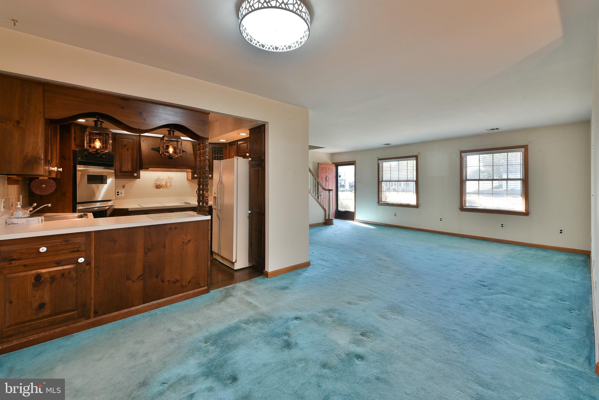 14 Cleft Rock Road Levittown, PA 19057 - Photo 9 of 43 Gallery Image 9