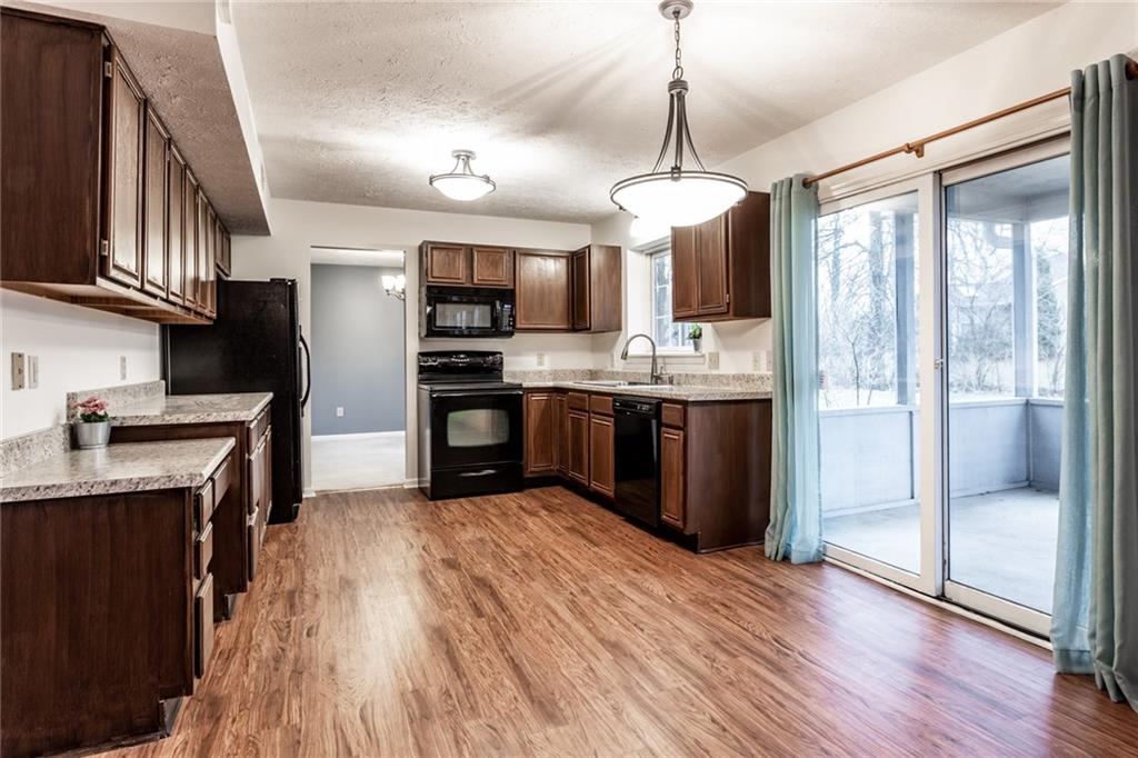 10864 Thistle Ridge Fishers, IN 46038 - Photo 13 of 38 Gallery Image 13
