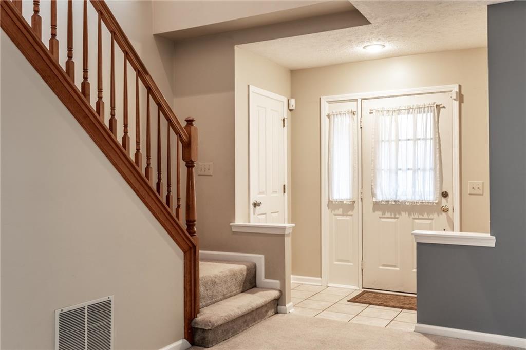 10864 Thistle Ridge Fishers, IN 46038 - Photo 3 of 38 Gallery Image 3