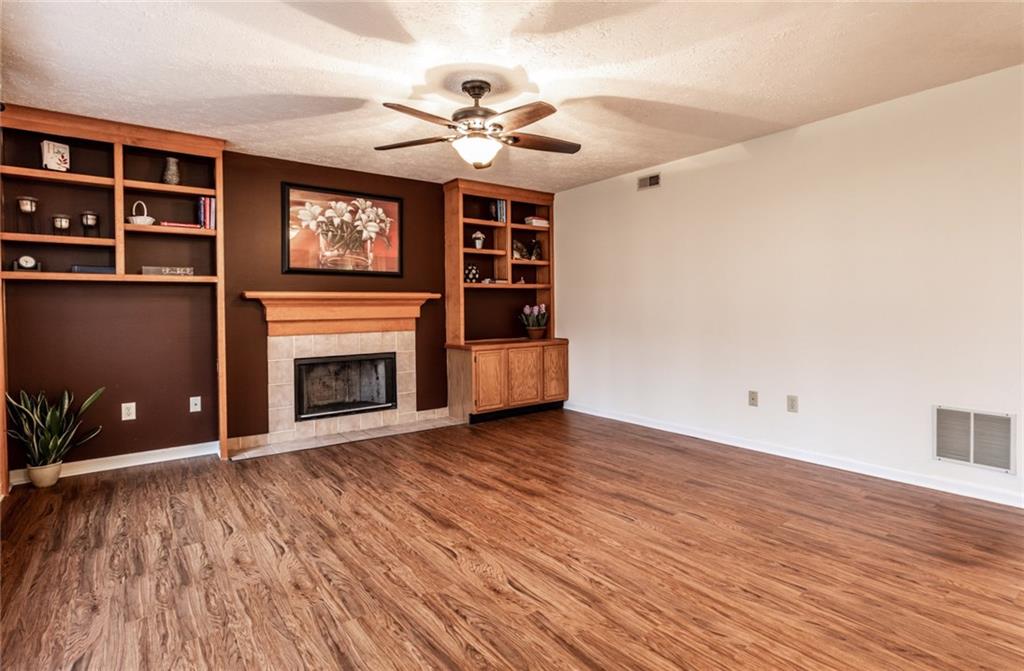 10864 Thistle Ridge Fishers, IN 46038 - Photo 21 of 38 Gallery Image 21