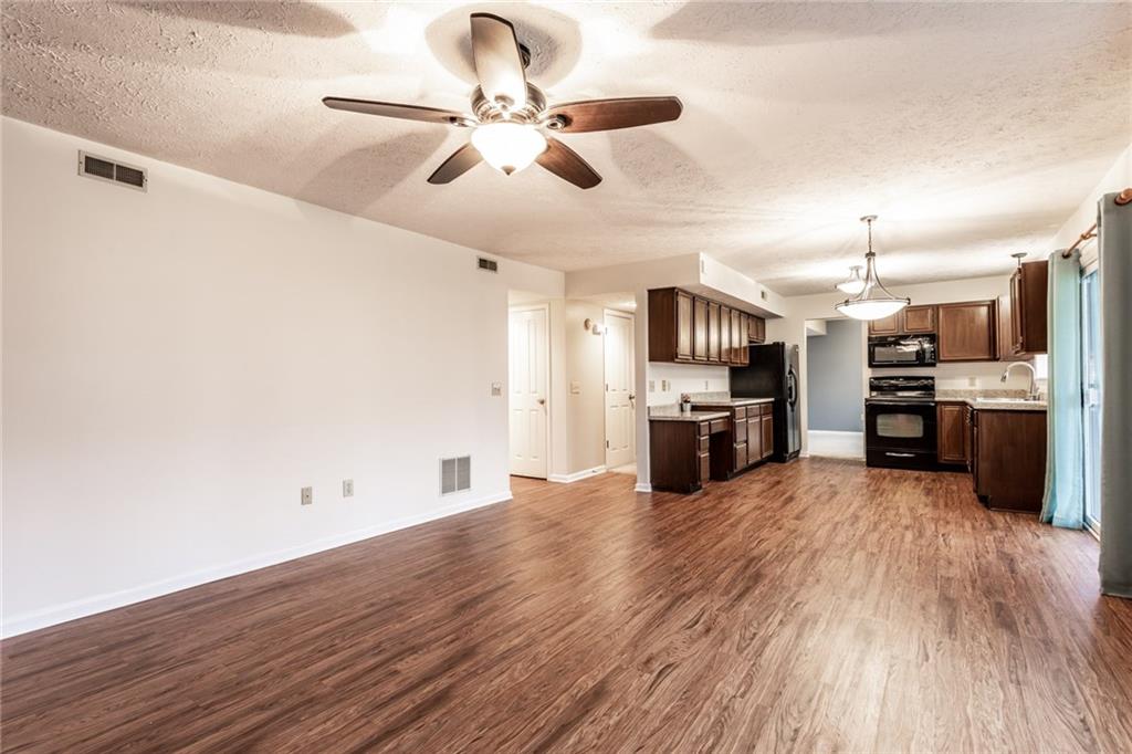 10864 Thistle Ridge Fishers, IN 46038 - Photo 22 of 38 Gallery Image 22