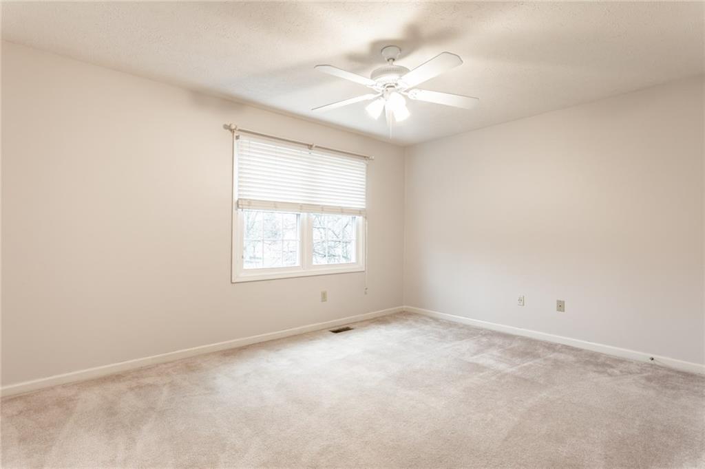 10864 Thistle Ridge Fishers, IN 46038 - Photo 30 of 38 Gallery Image 30