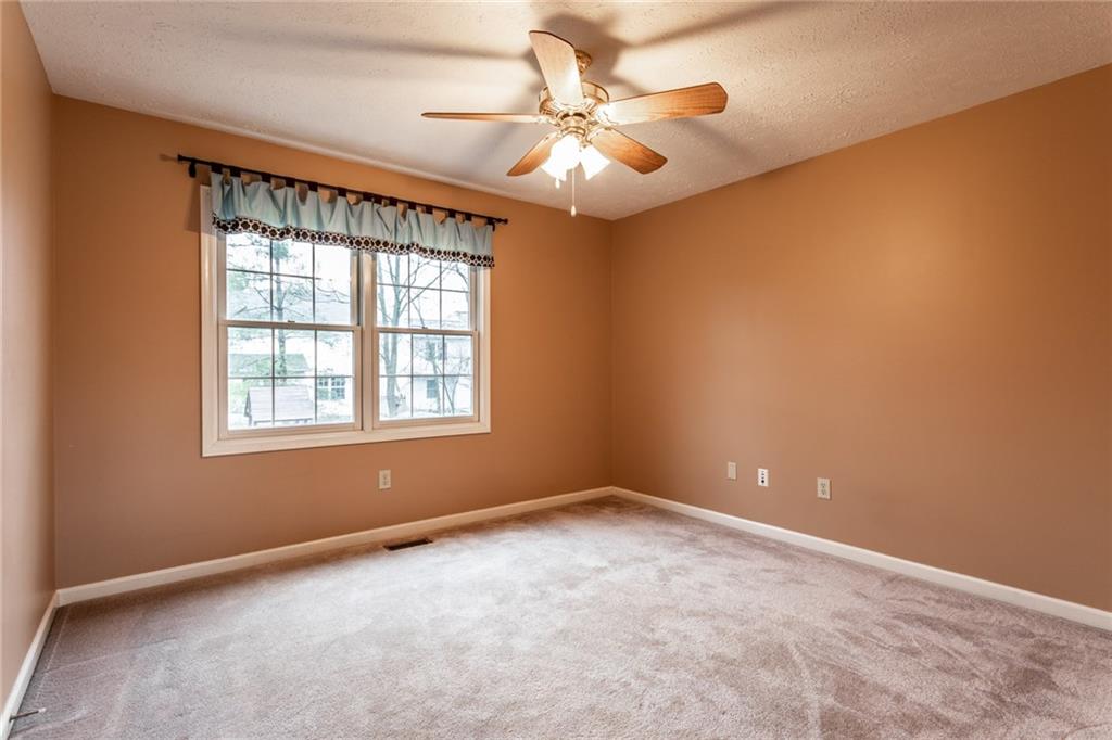 10864 Thistle Ridge Fishers, IN 46038 - Photo 32 of 38 Gallery Image 32
