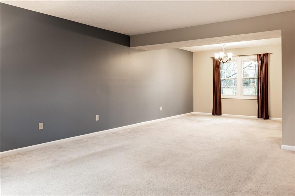 10864 Thistle Ridge Fishers, IN 46038 - Photo 7 of 38 Gallery Image 7