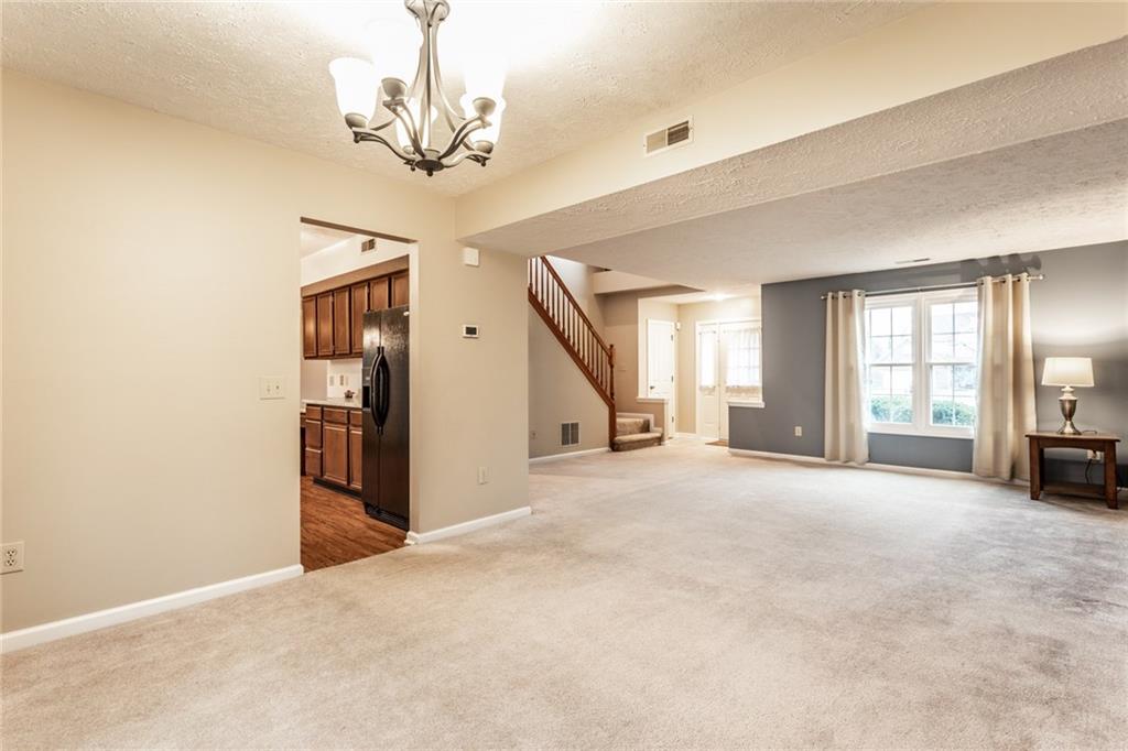 10864 Thistle Ridge Fishers, IN 46038 - Photo 9 of 38 Gallery Image 9