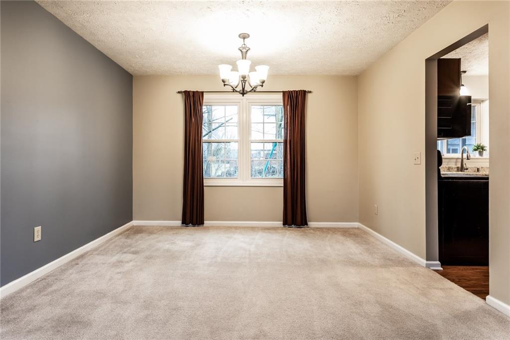 10864 Thistle Ridge Fishers, IN 46038 - Photo 10 of 38 Gallery Image 10