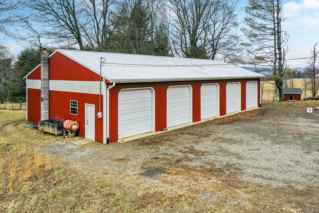 997 Duncan Mill Road Dugspur, VA 24325 - Photo 7 of 73 Gallery Image 7