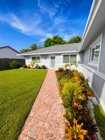$3,500 | 7434 Thatcher Avenue, Lake Worth, FL 33462