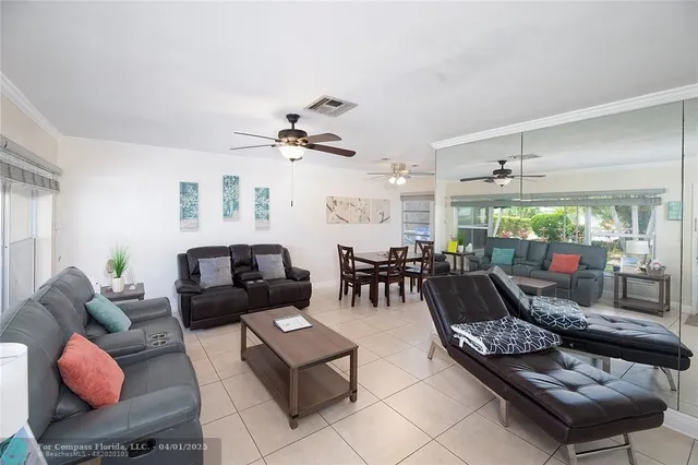 $10,000 | 2613-2615 Northeast 33rd Avenue, Fort Lauderdale, FL 33308