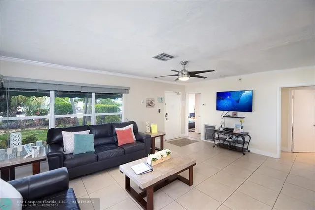 $10,000 | 2613-2615 Northeast 33rd Avenue, Fort Lauderdale, FL 33308