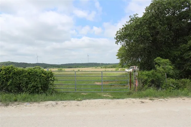 $178,910 | 1 County Road 109, Mingus, TX 76463