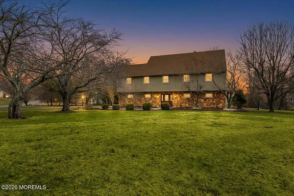 $975,000 | 4 Douglas Drive, Holmdel, NJ 07733