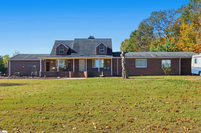 $310,000 | 227 Falling Creek Road, Spartanburg, SC 29301