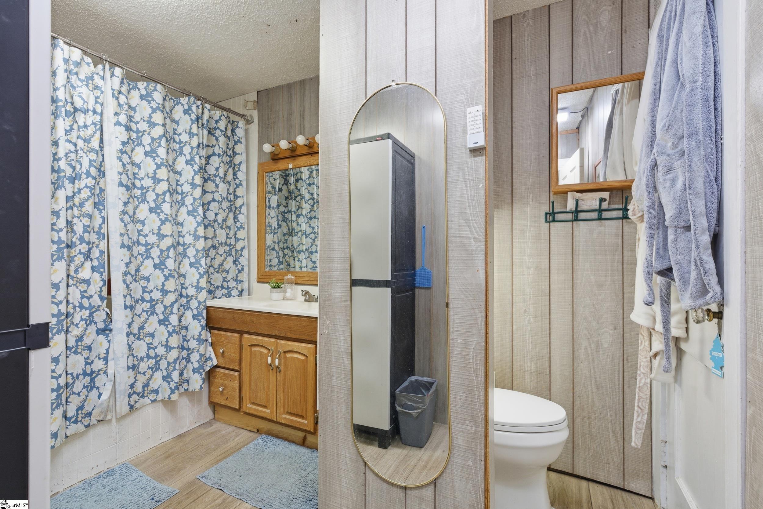 227 Falling Creek Road Spartanburg, SC 29301 - Photo 16 of 35