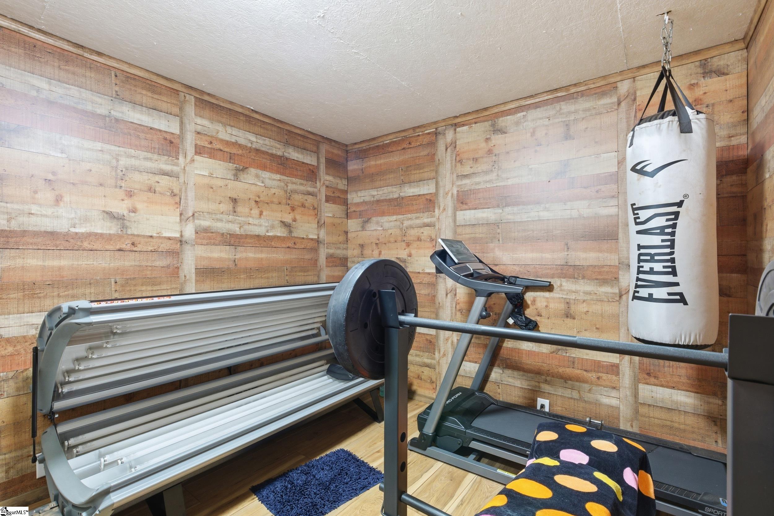 227 Falling Creek Road Spartanburg, SC 29301 - Photo 20 of 35