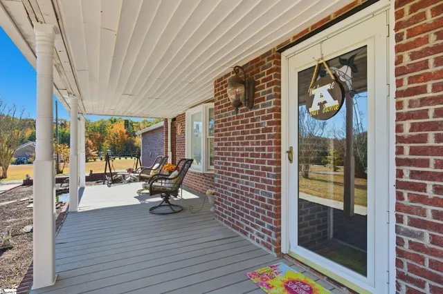 $310,000 | 227 Falling Creek Road, Spartanburg, SC 29301