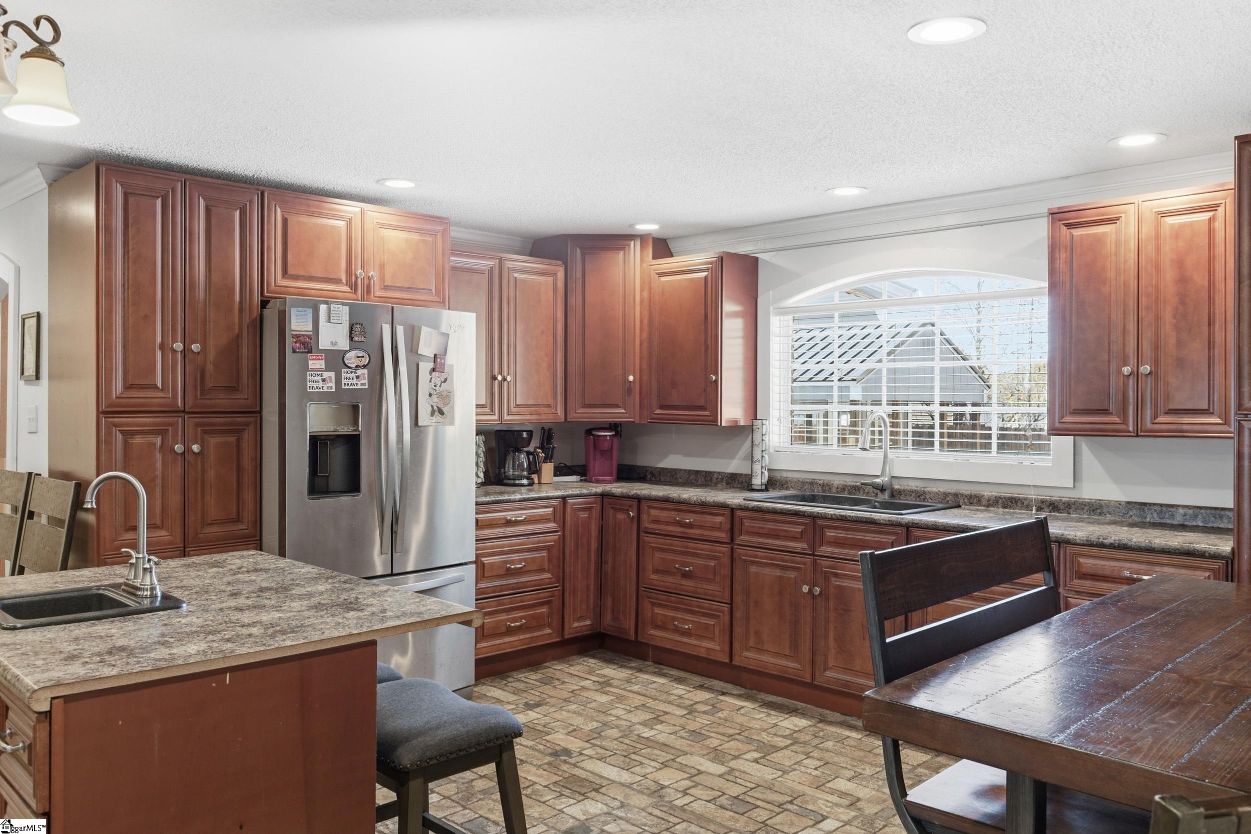 227 Falling Creek Road Spartanburg, SC 29301 - Photo 8 of 35