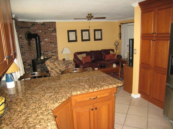 1173 East Mountain Road Westfield, MA 01085 - Photo 6 of 25