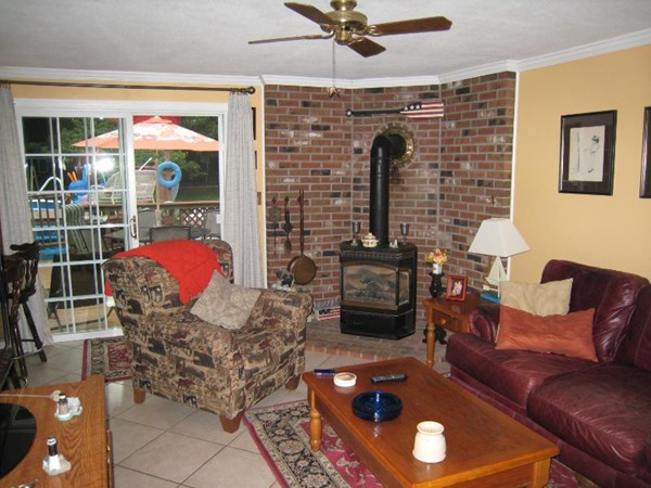 1173 East Mountain Road Westfield, MA 01085 - Photo 7 of 25