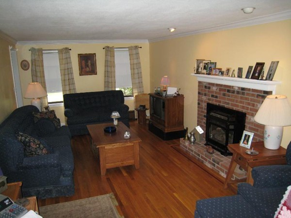 1173 East Mountain Road Westfield, MA 01085 - Photo 9 of 25