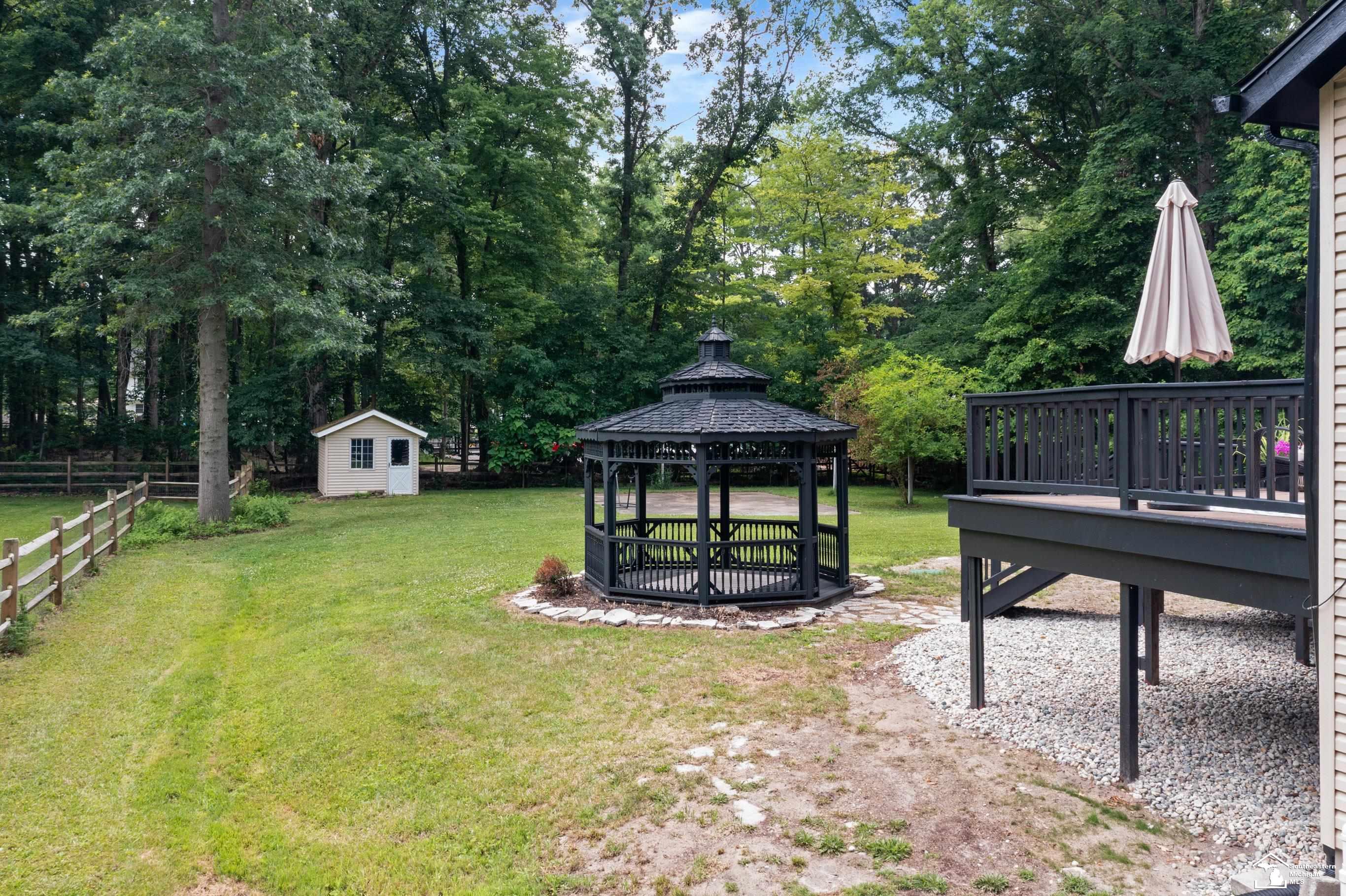 5093 Smith Road Ottawa Lake, MI 49267 - Photo 33 of 38