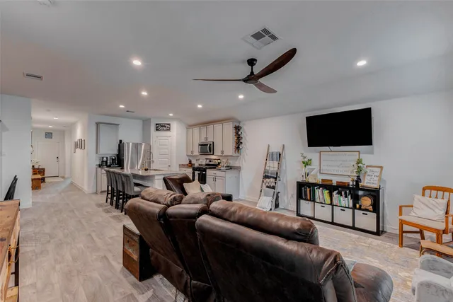 $2,400 | 31642 Brandon Ml Trail, Fulshear, TX 77441