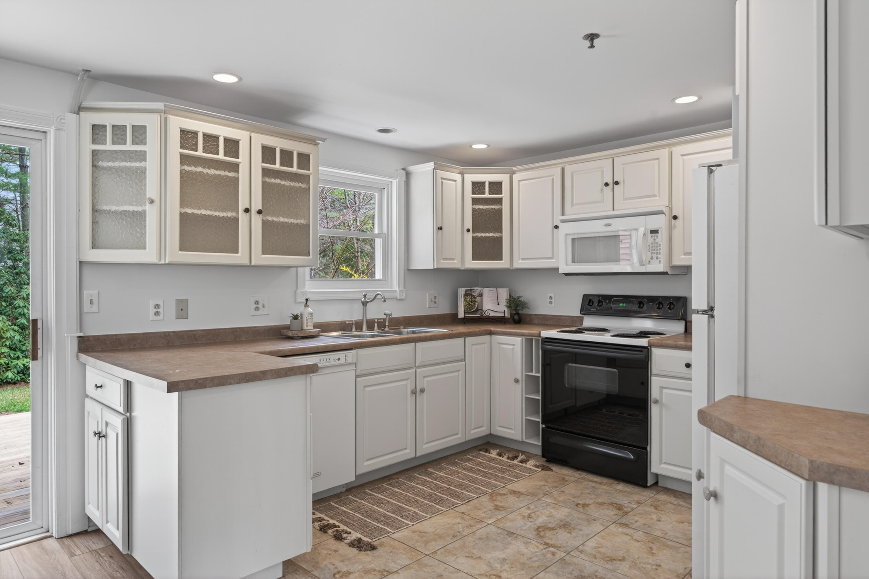 12 Willow Grove Road, Unit 12 Brunswick, ME 04011 - Photo 10 of 34 26_12 Willow Grove Rd, _Morneau Studios