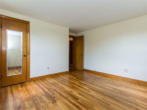 86 Robinwood Road Dedham, MA 02026 - Photo 12 of 22 Gallery Image 12