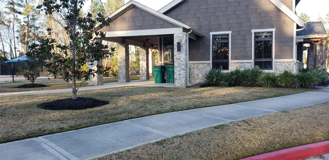 $1,950 | 14223 Glacier Bay Court, Conroe, TX 77384