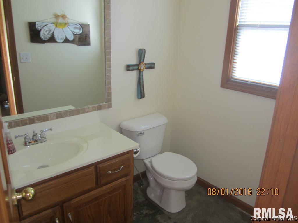 2104 Harrier Road Springfield, IL 62711 - Photo 12 of 36