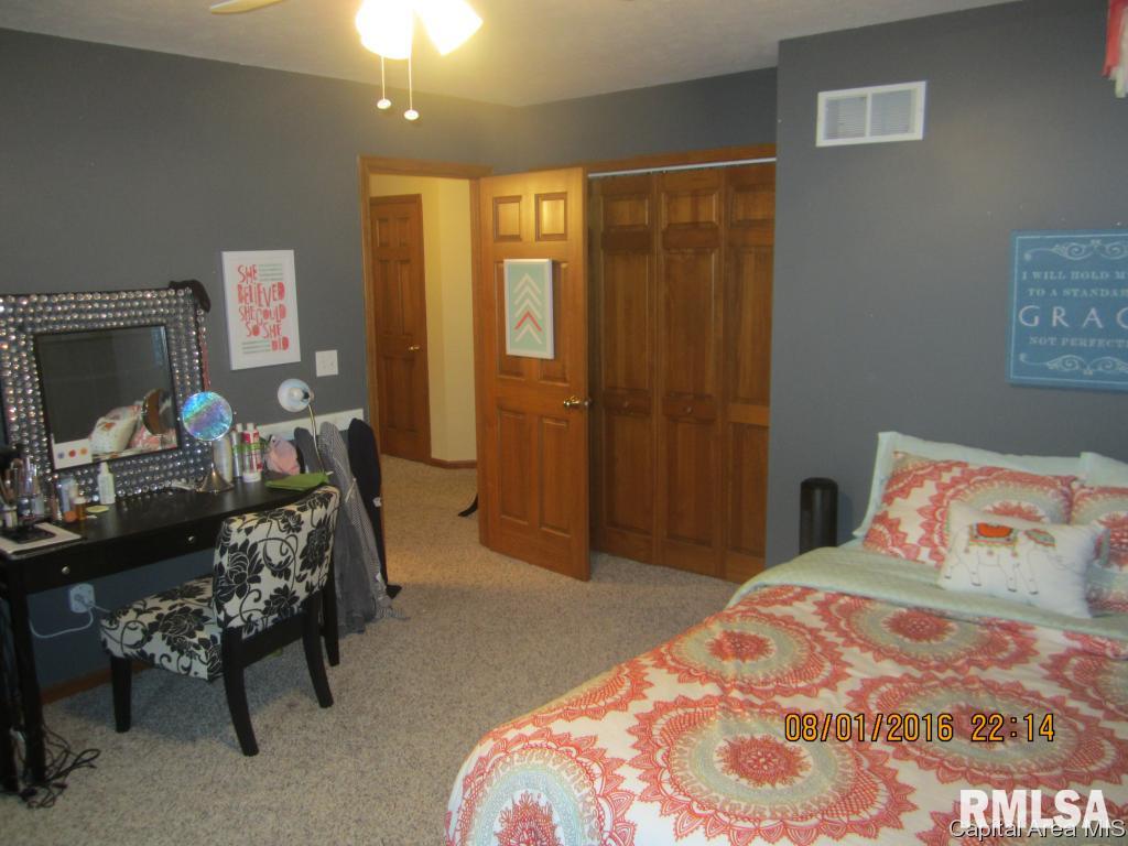 2104 Harrier Road Springfield, IL 62711 - Photo 20 of 36