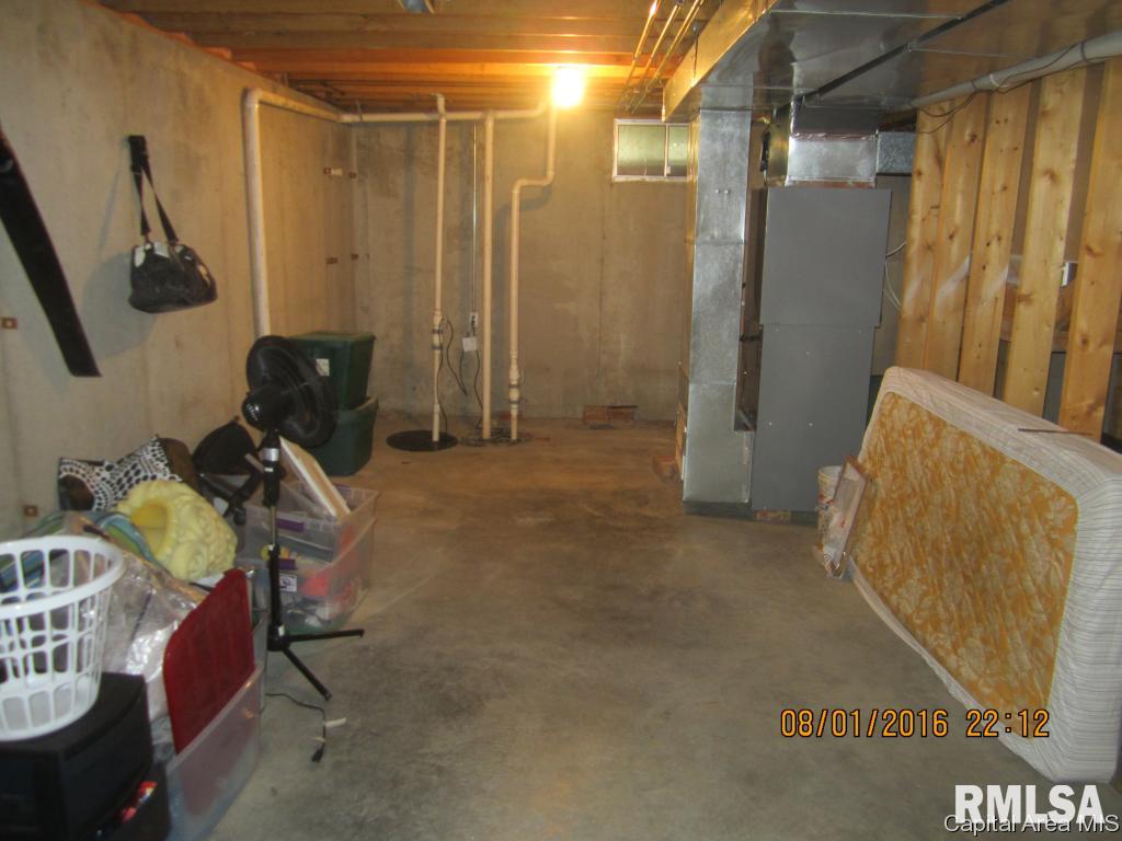 2104 Harrier Road Springfield, IL 62711 - Photo 32 of 36