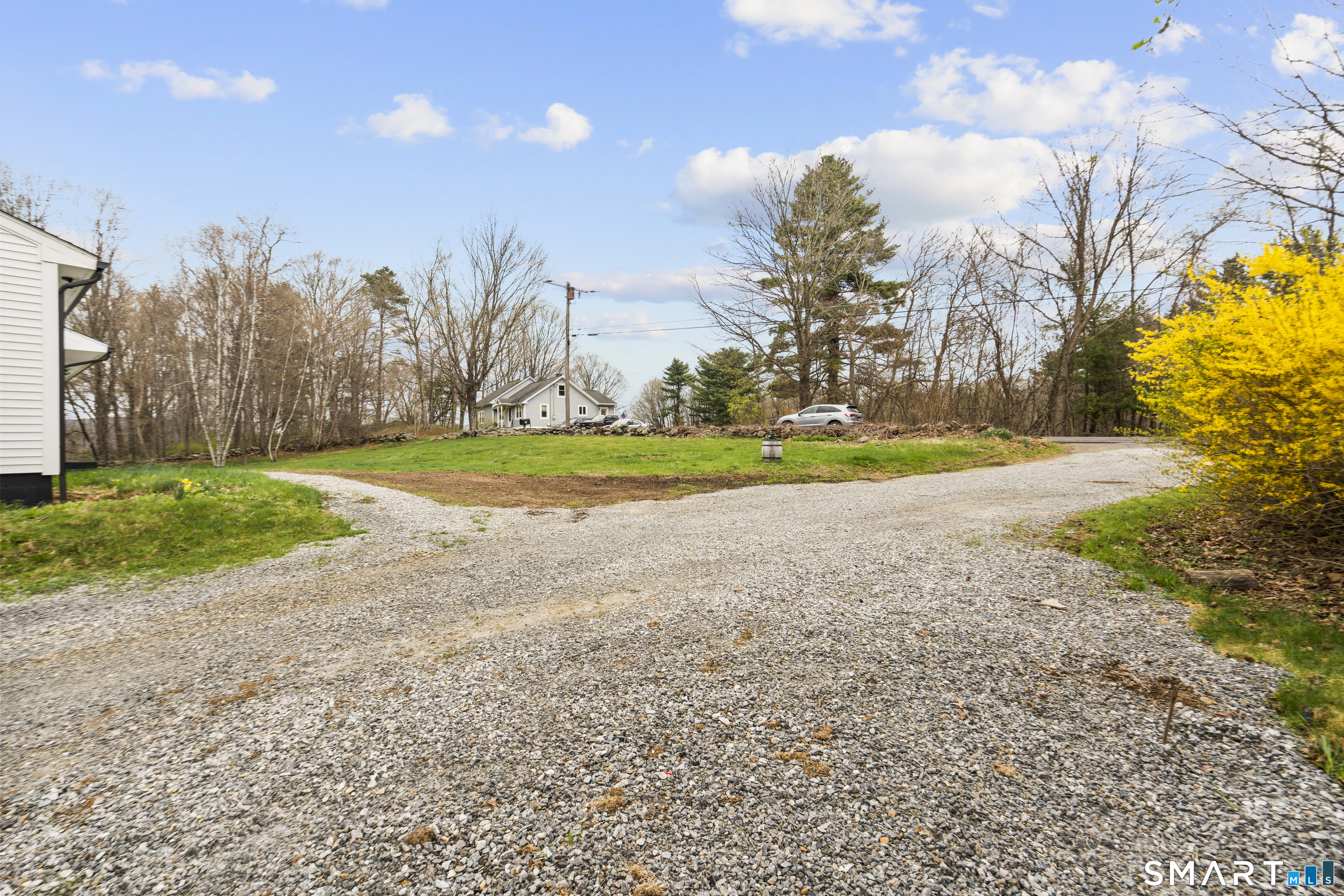 21 Bradway Road Union, CT 06076 - Photo 3 of 39