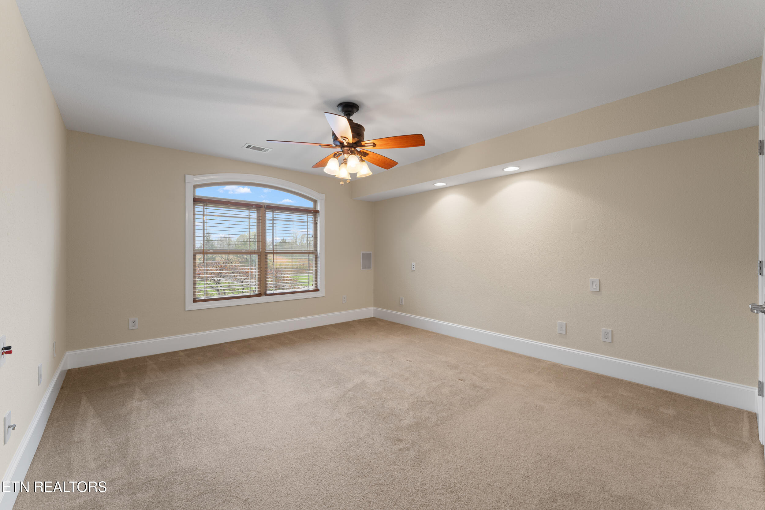 225 Piney Road Kodak, TN 37764 - Photo 32 of 59 225 piney road-32