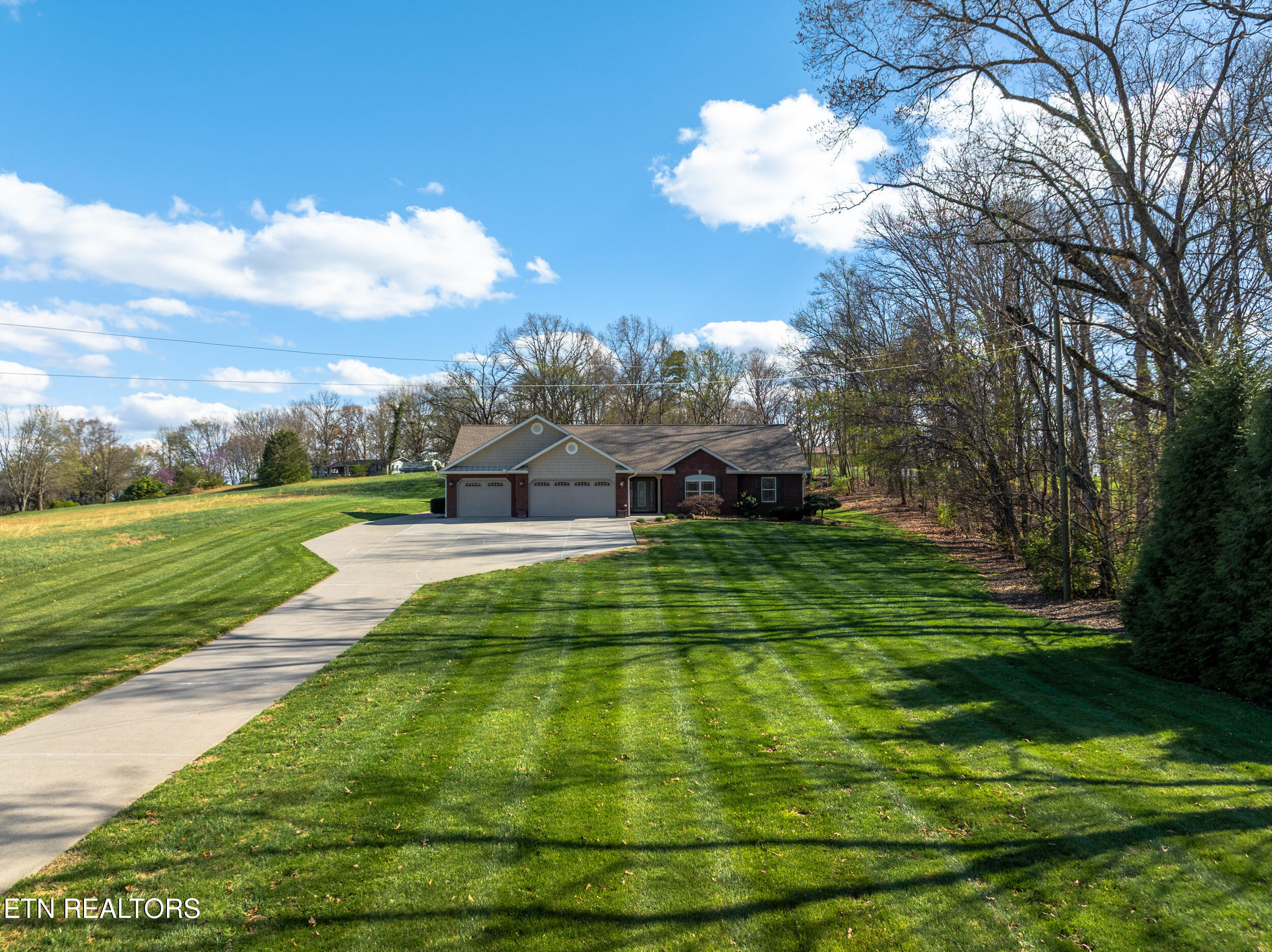225 Piney Road Kodak, TN 37764 - Photo 4 of 59 225 piney road-4