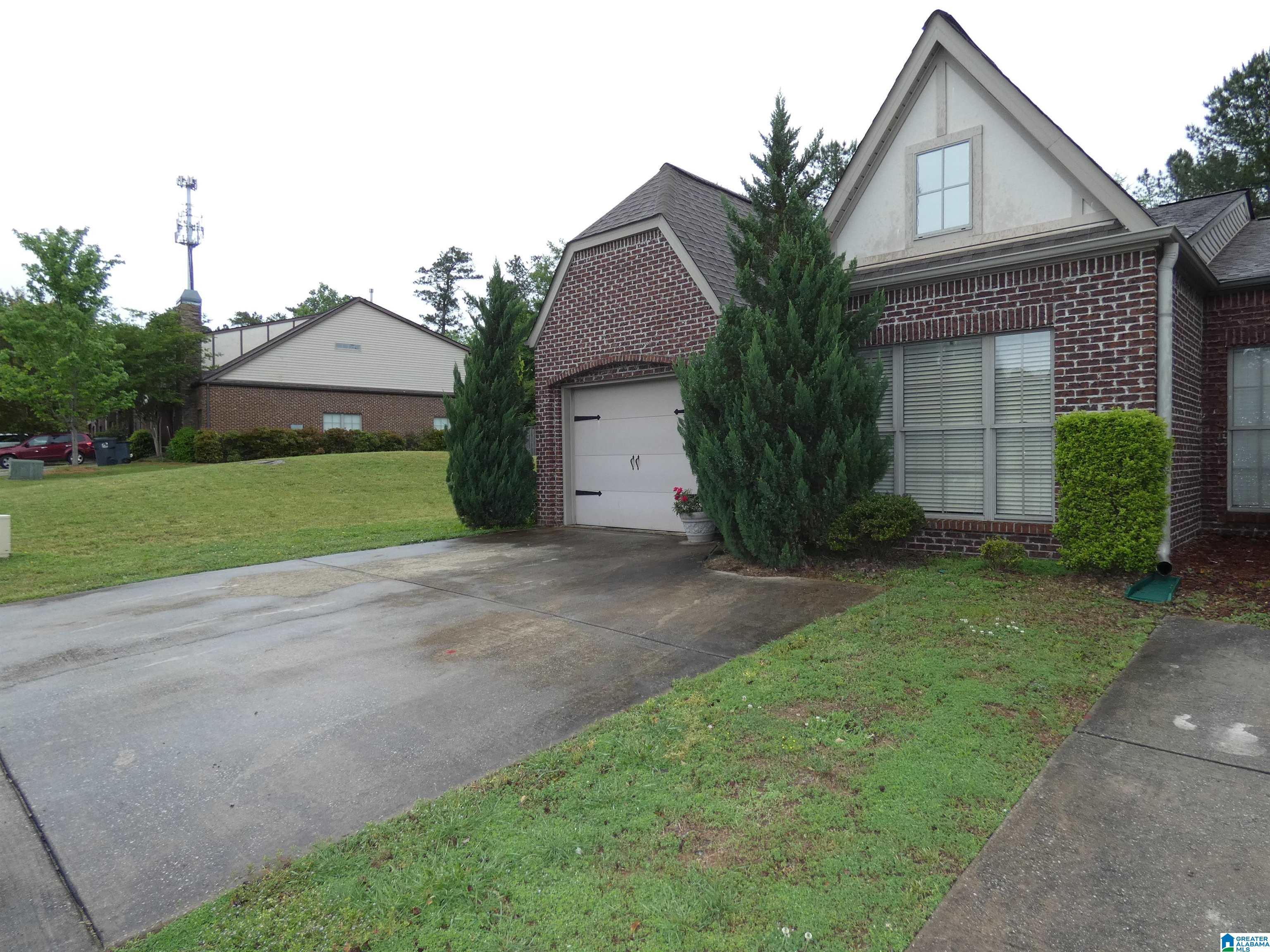 2472 Ridgemont Drive Birmingham, AL 35244 - Photo 3 of 19