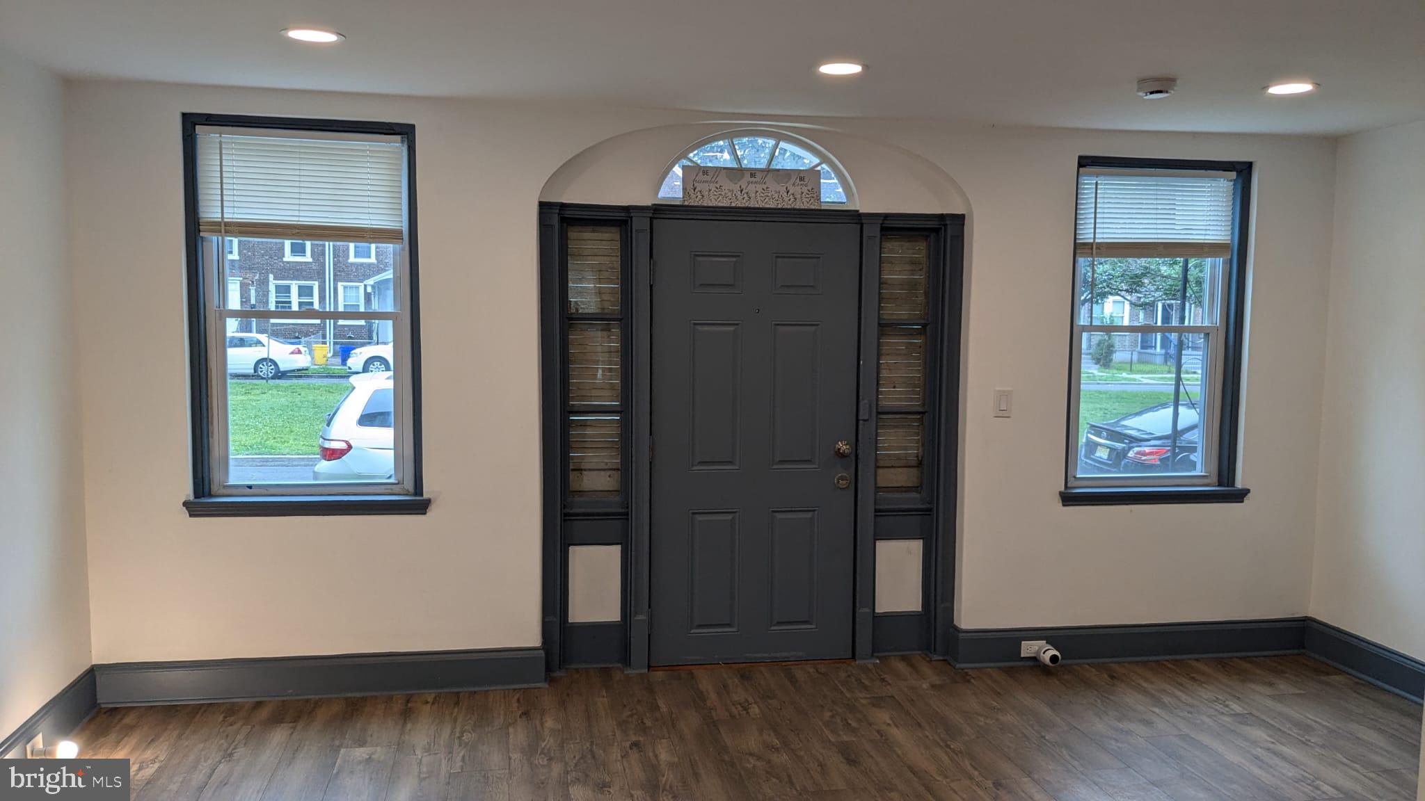 2909 Yorkship Road Camden, NJ 08104 - Photo 4 of 24