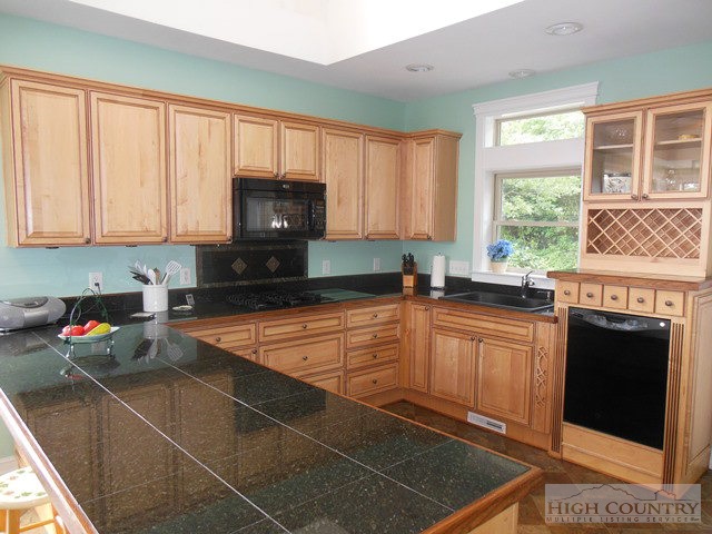1789 Fraser Road Sparta, NC 28675 - Photo 2 of 22 Gallery Image 2