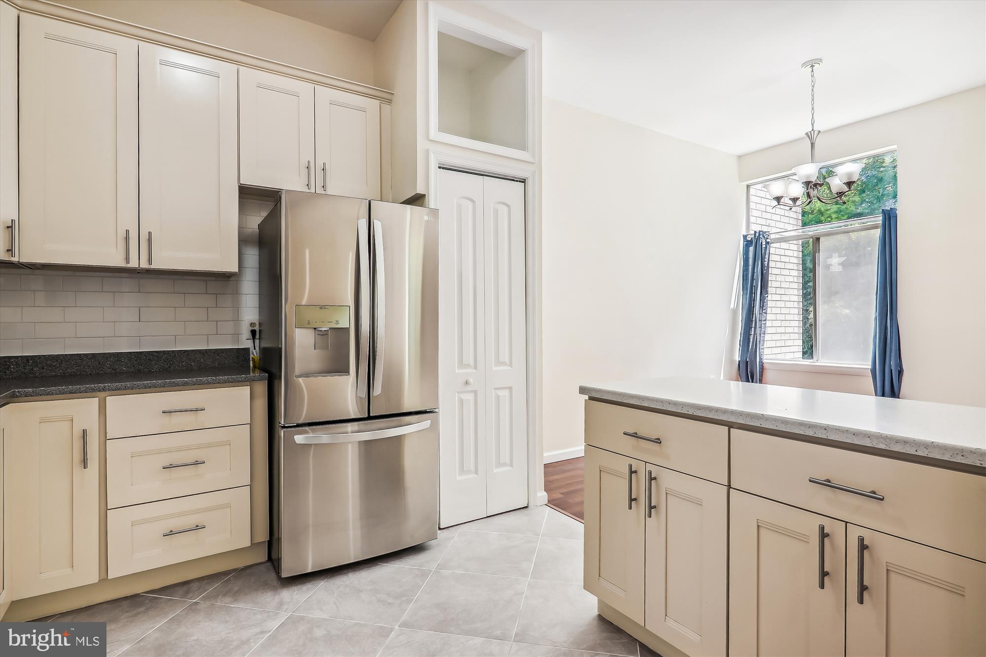 14432 Parkvale Road, Unit 6 Rockville, MD 20853 - Photo 5 of 44 New Refrigerator with Ice Maker
