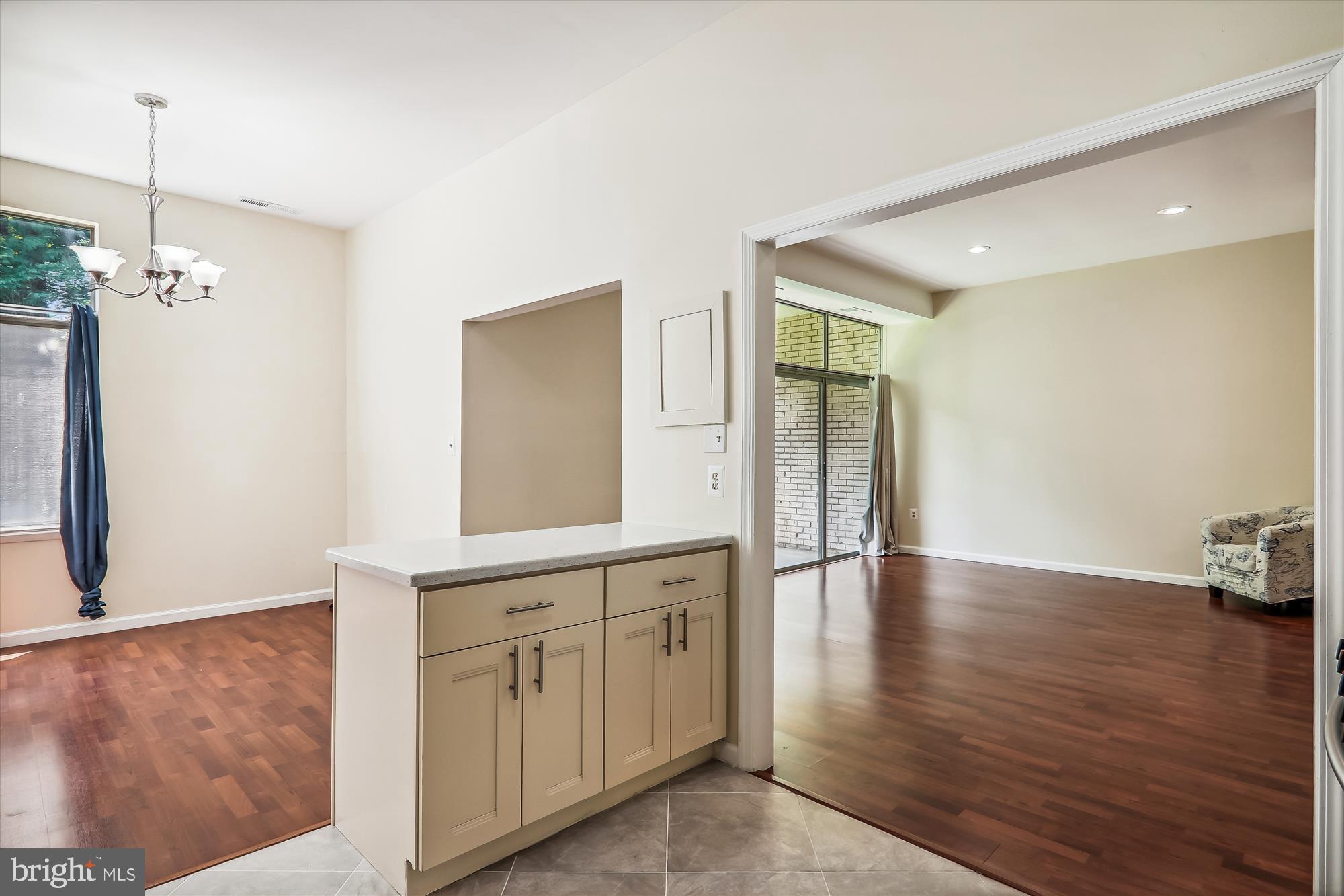 14432 Parkvale Road, Unit 6 Rockville, MD 20853 - Photo 44 of 44 Open Concept Floorplan!