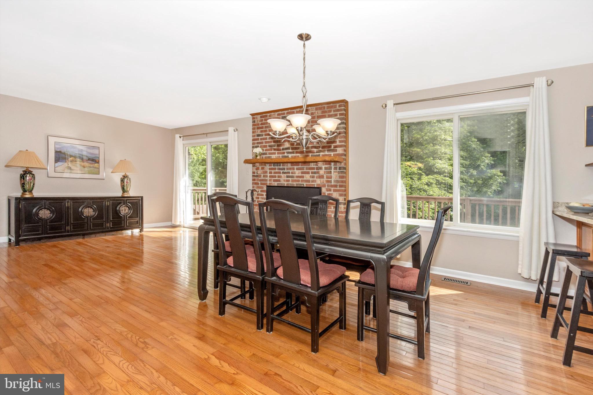 13238 Hunt Ridge Road Ellicott City, MD 21042 - Photo 12 of 56