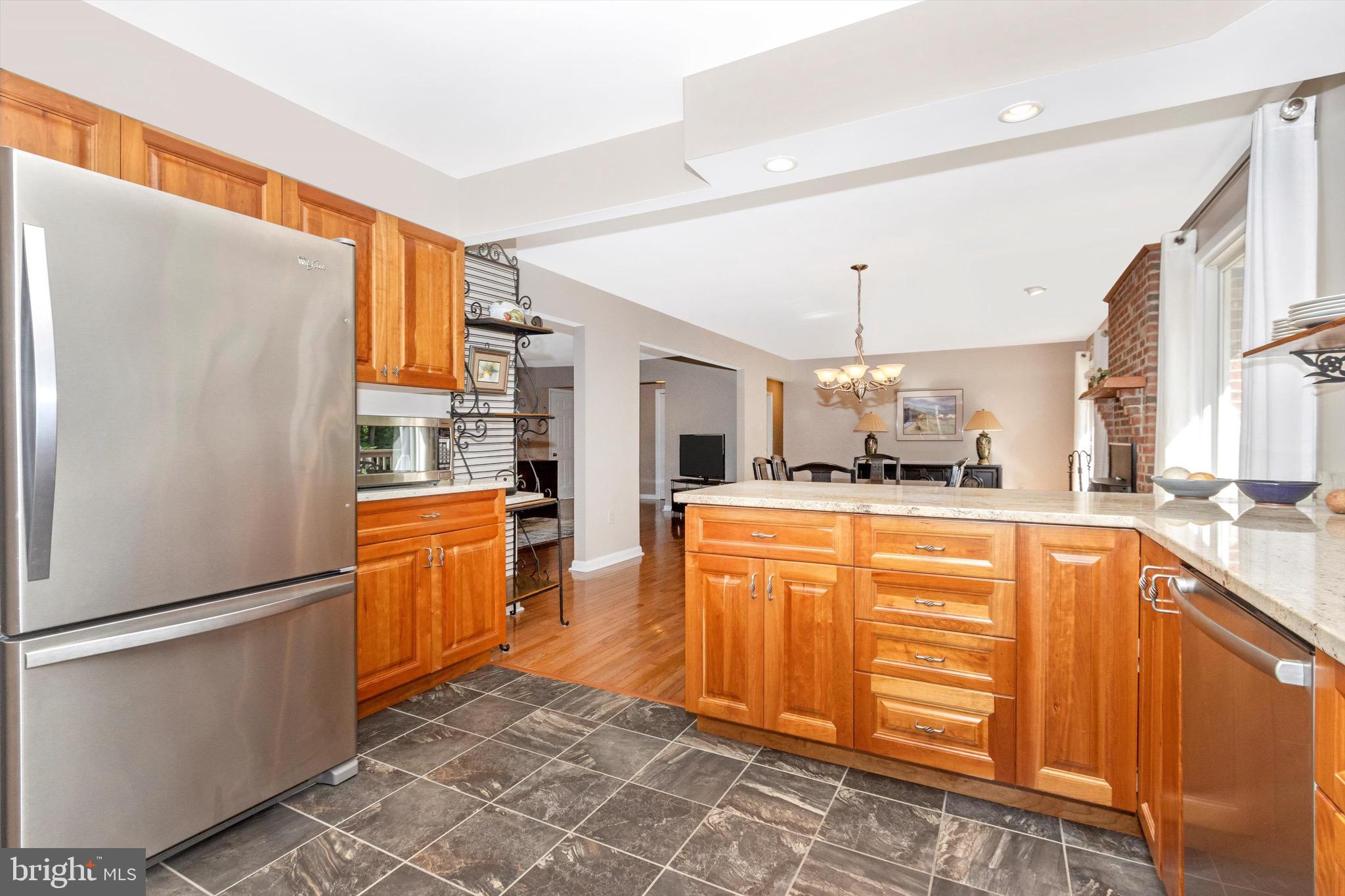 13238 Hunt Ridge Road Ellicott City, MD 21042 - Photo 16 of 56