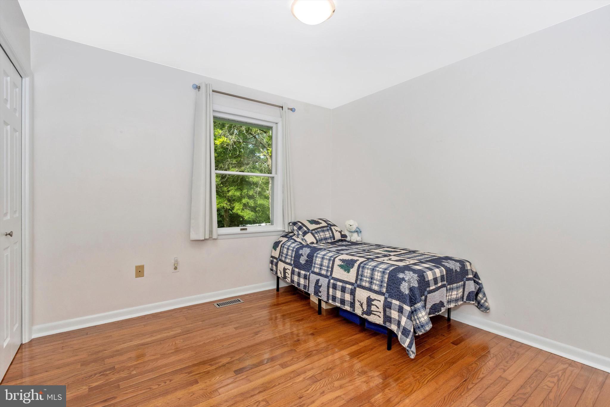 13238 Hunt Ridge Road Ellicott City, MD 21042 - Photo 25 of 56