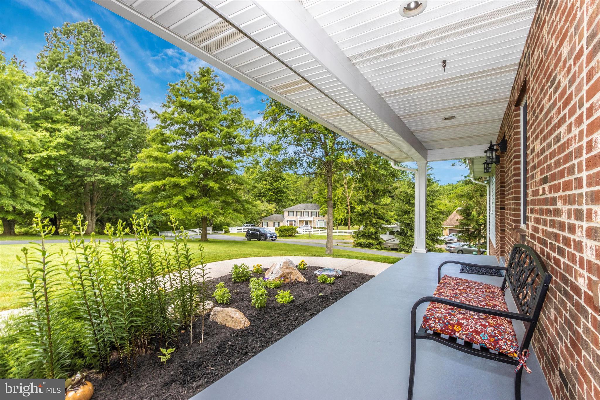 13238 Hunt Ridge Road Ellicott City, MD 21042 - Photo 4 of 56