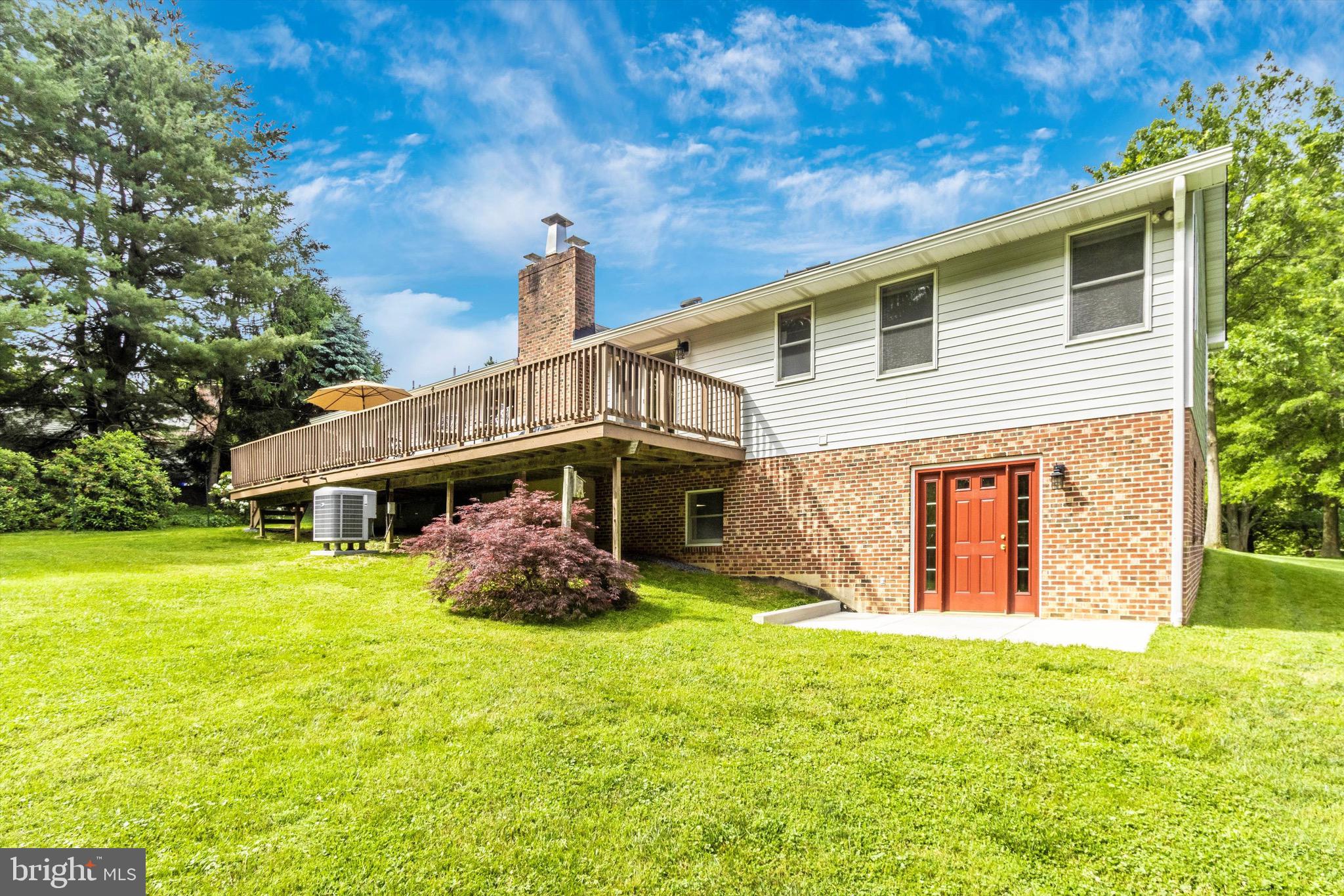 13238 Hunt Ridge Road Ellicott City, MD 21042 - Photo 5 of 56